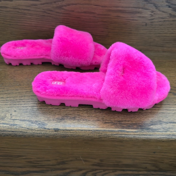 UGG Cozette slipper Hot Pink NEW 8 - Picture 8 of 11